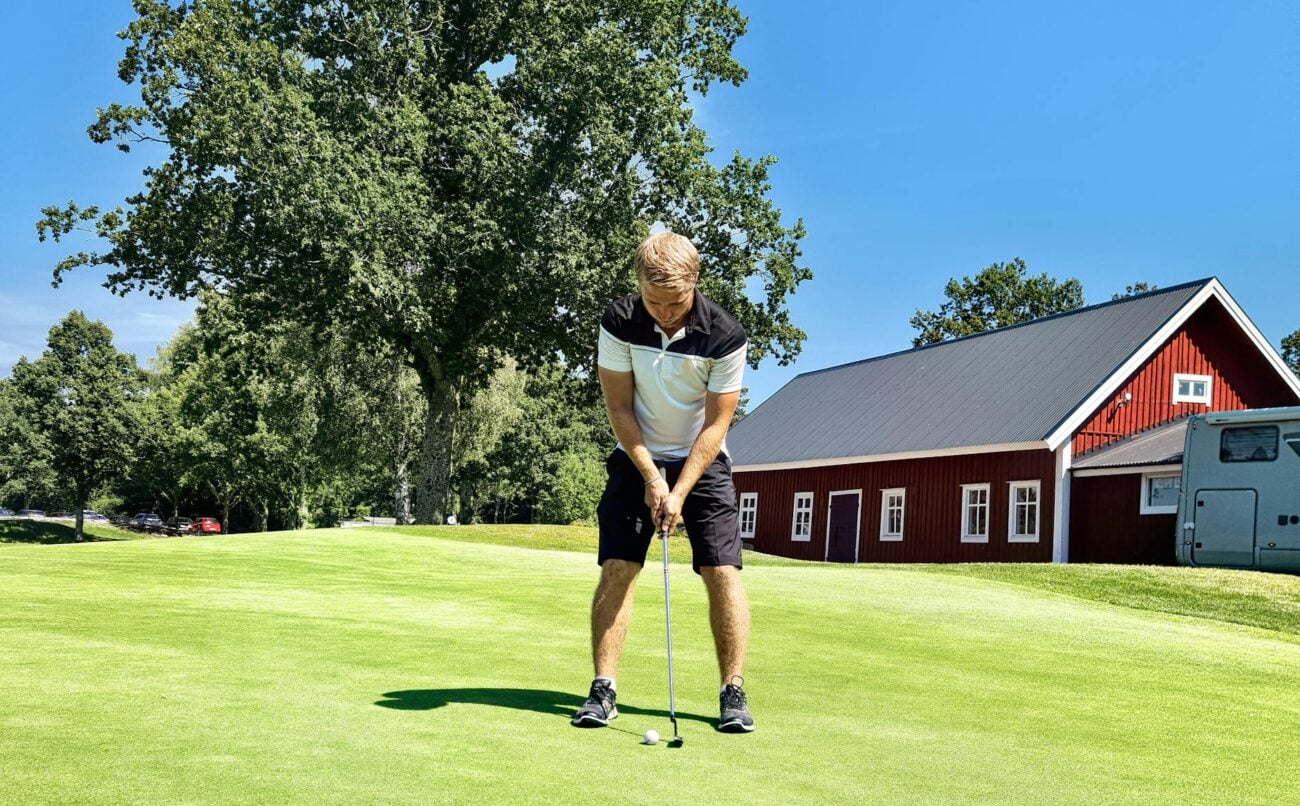 home page 3 Mallet vs Blade Putters: How to Choose the Right Putter for Your Game