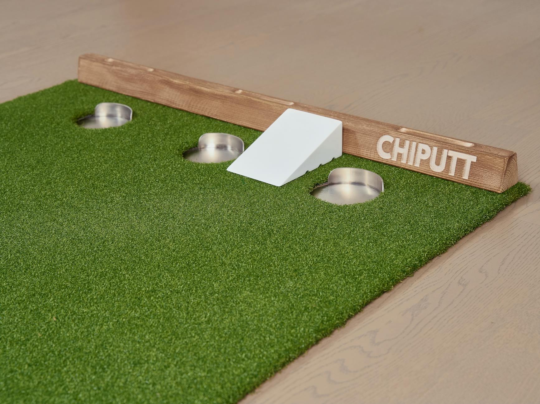 Golf Simulator Buying Guide: Best Home Setups for Every Budget