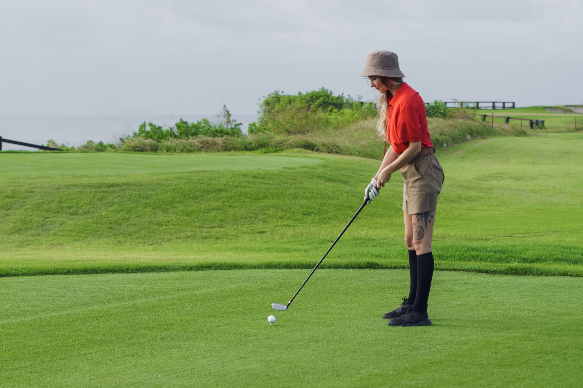 Arm-Lock Putting: Stroke, Setup, And When To Use It